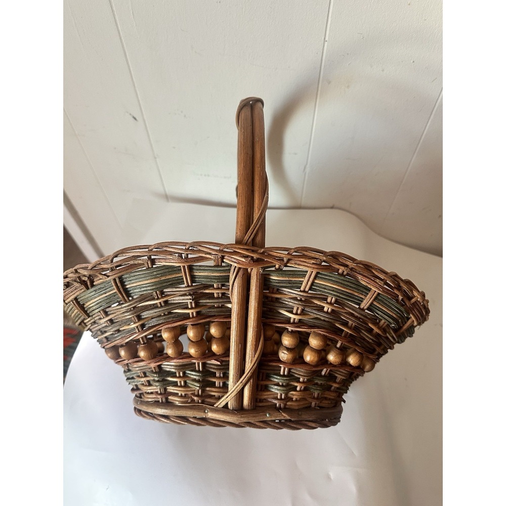 Vintage 70's Wicker/Rattan Green Foraging Gathering Basket Wooden Beads Cottage